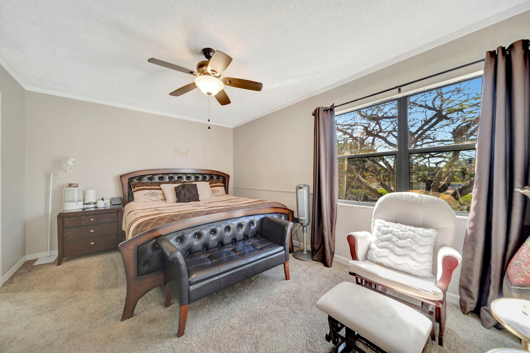 8397 N Missionwood Cir