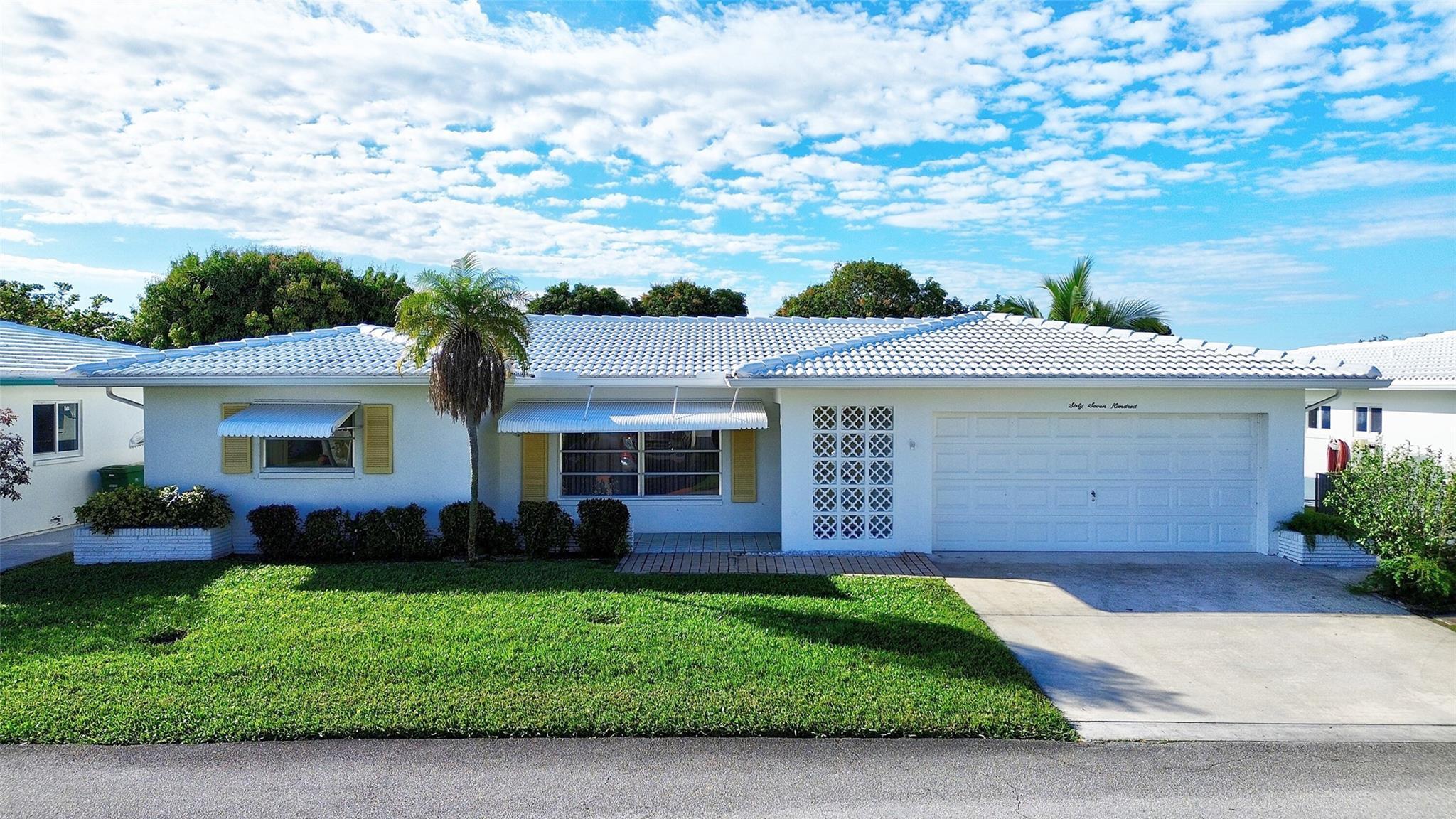 6700 NW 74th Pl