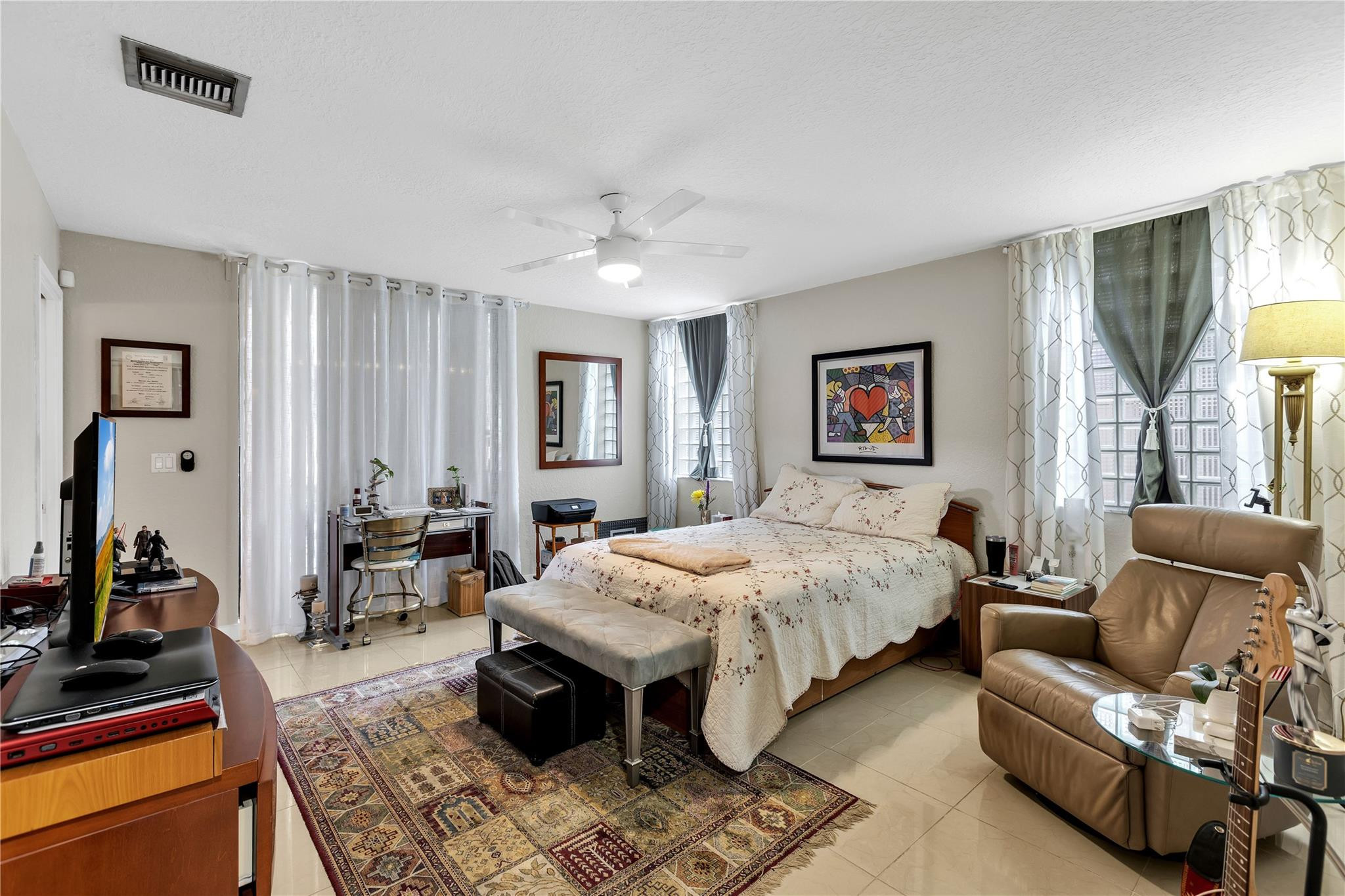 7470 NW 36th St