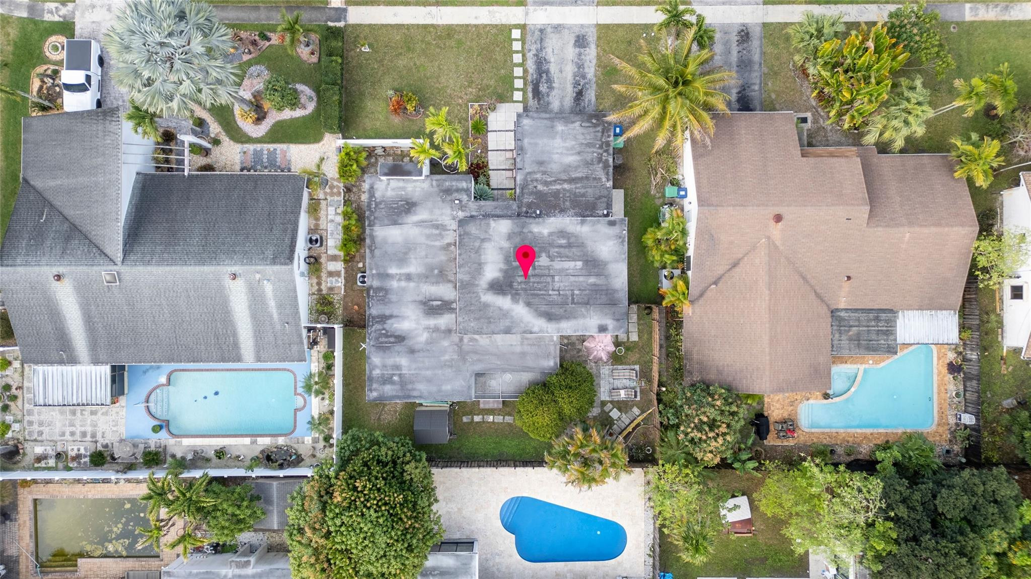 7470 NW 36th St