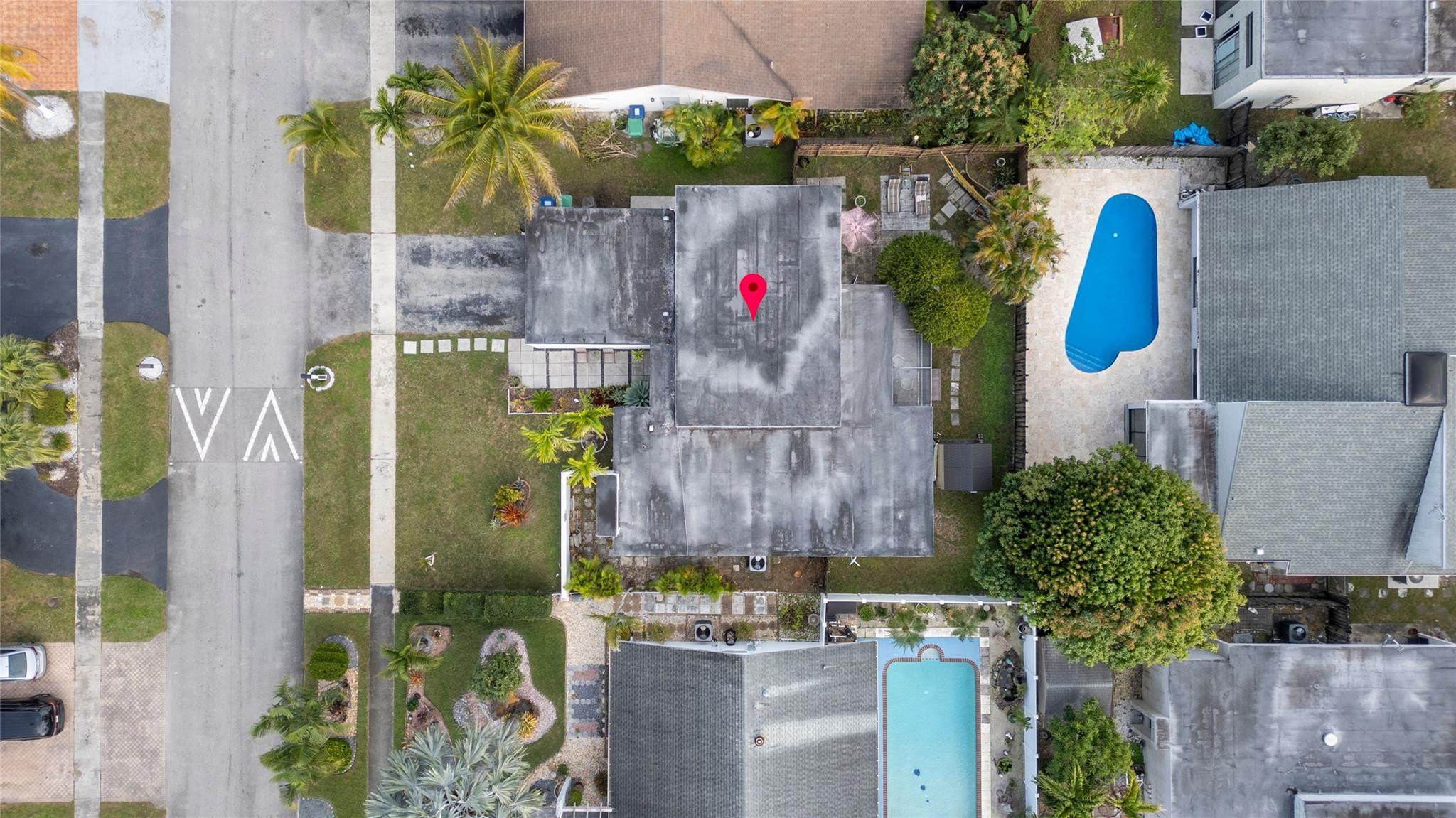 7470 NW 36th St