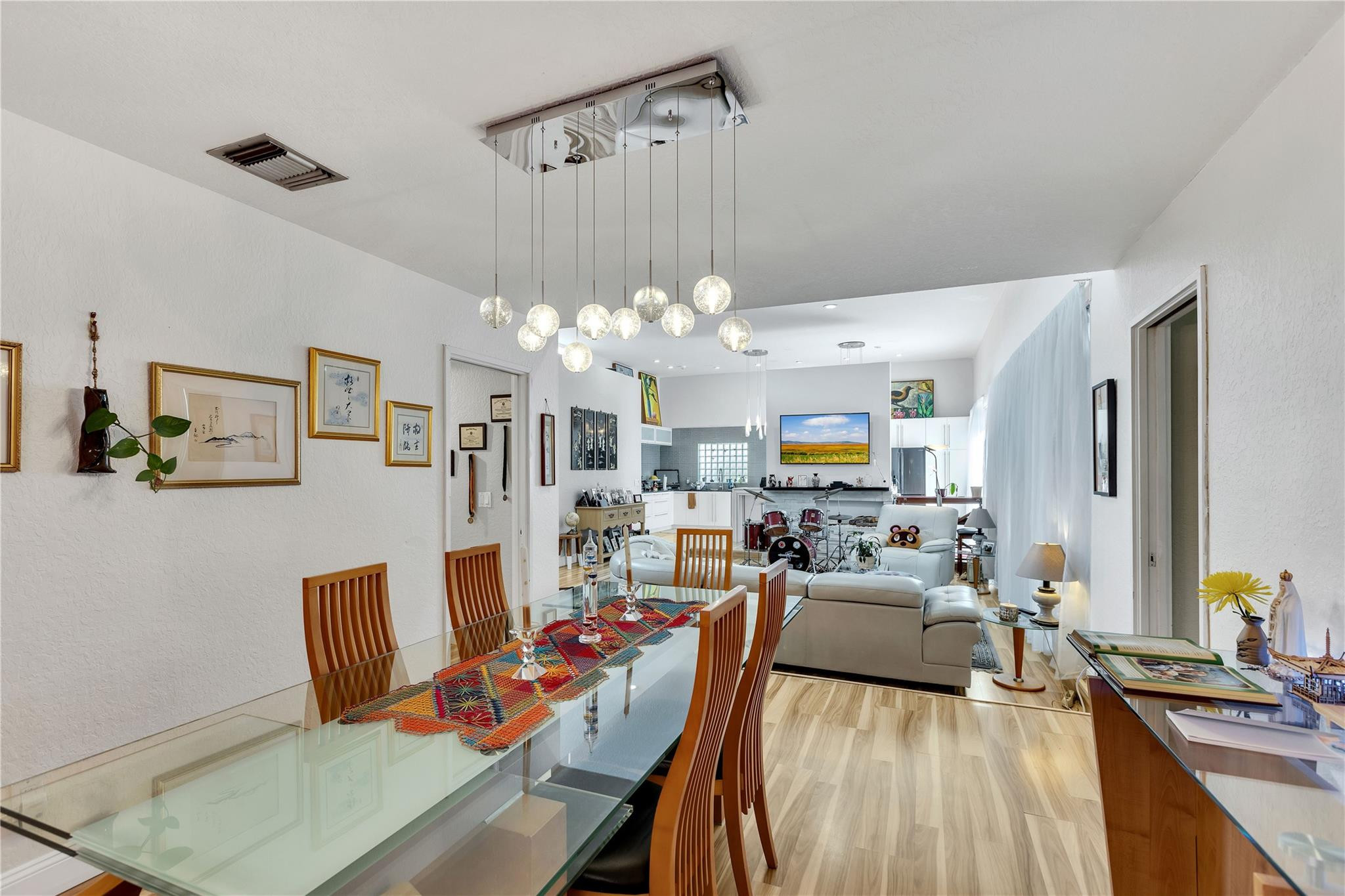 7470 NW 36th St