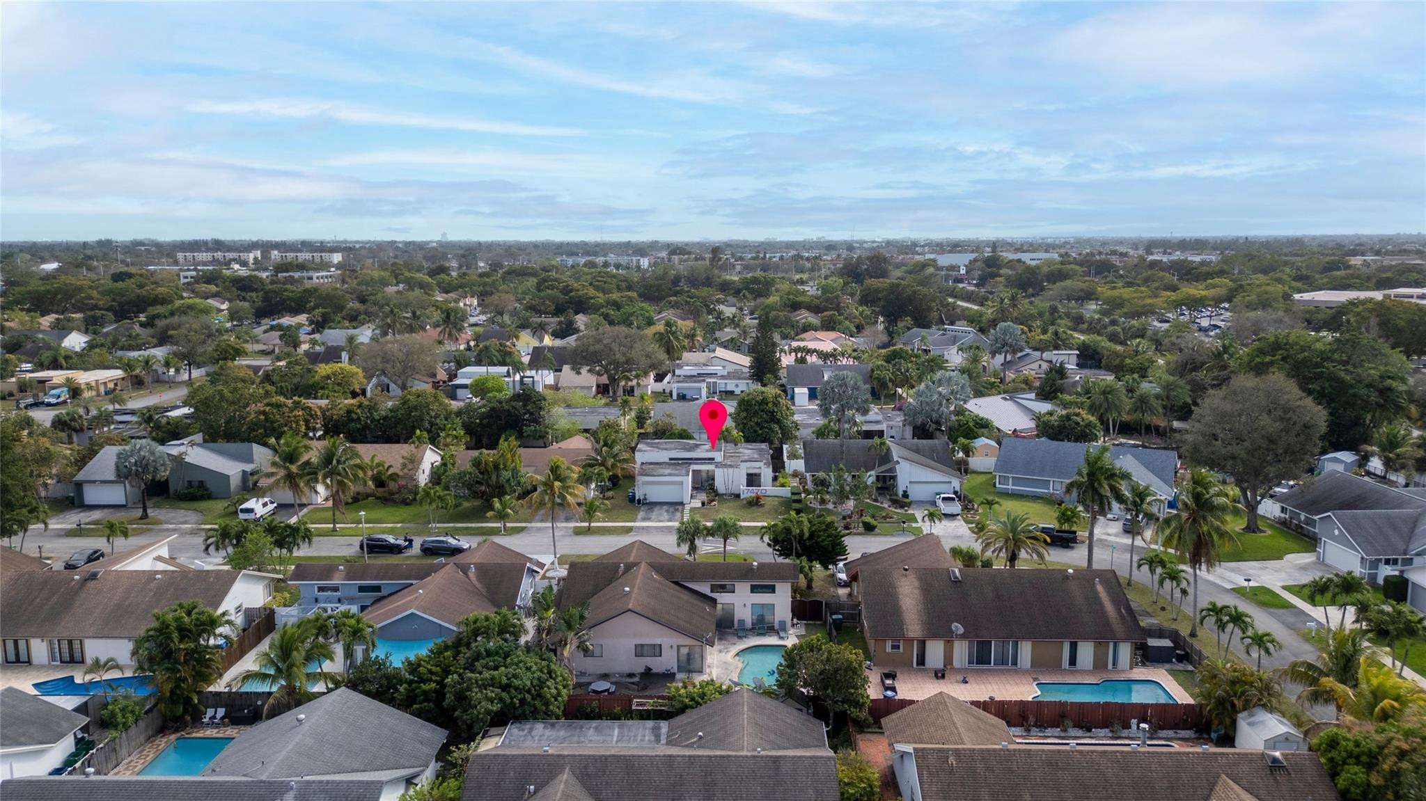 7470 NW 36th St