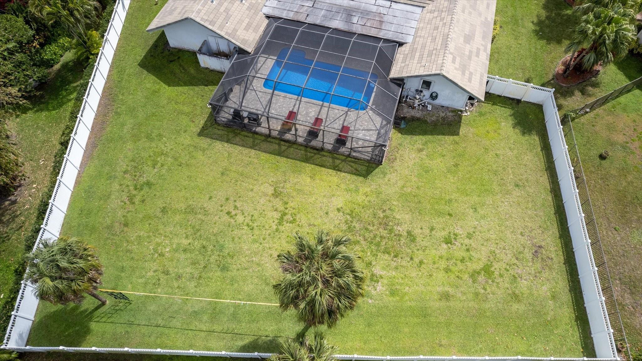 9909 NW 14th Ct