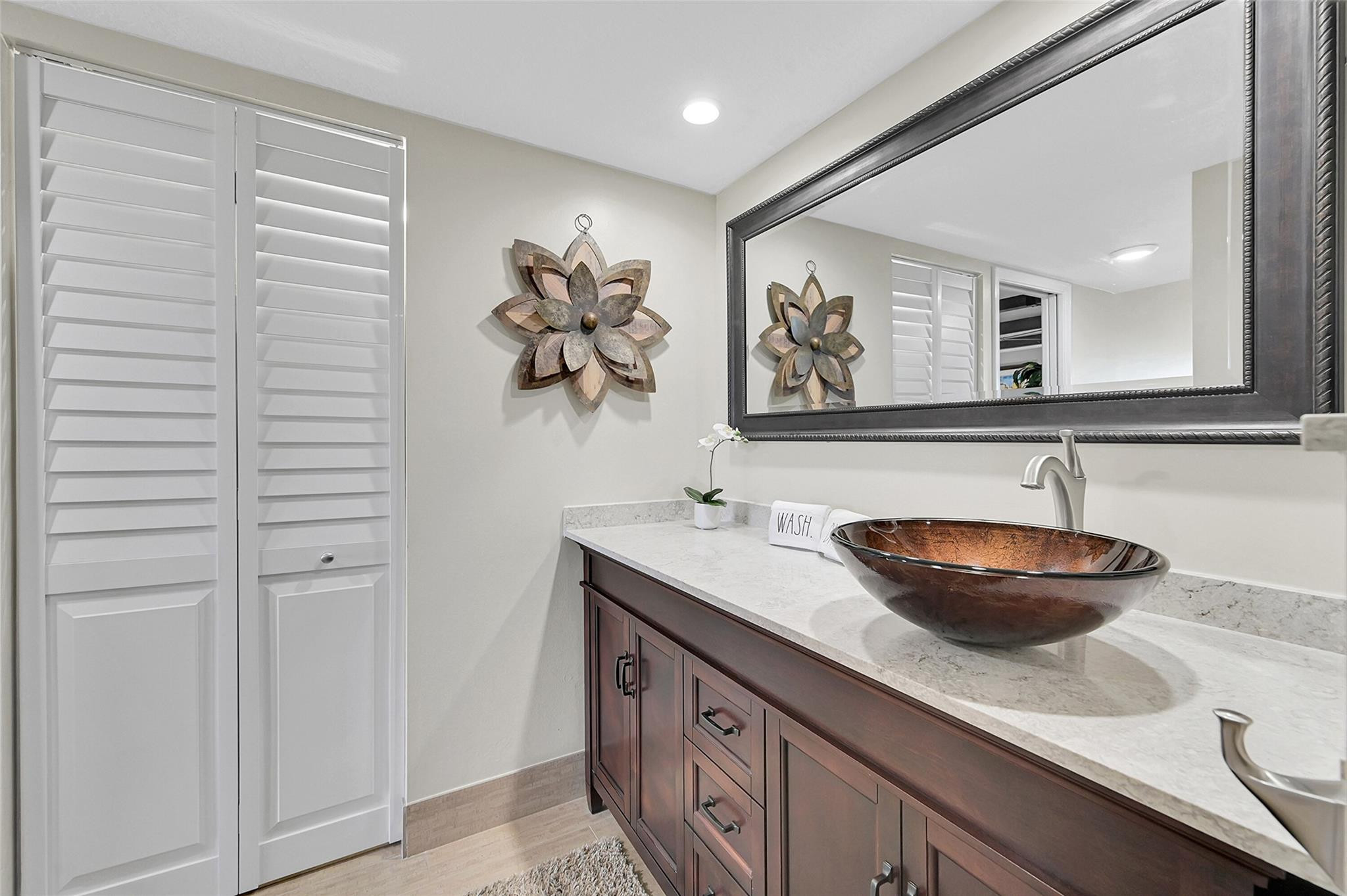 23249 Barwood Ln 303