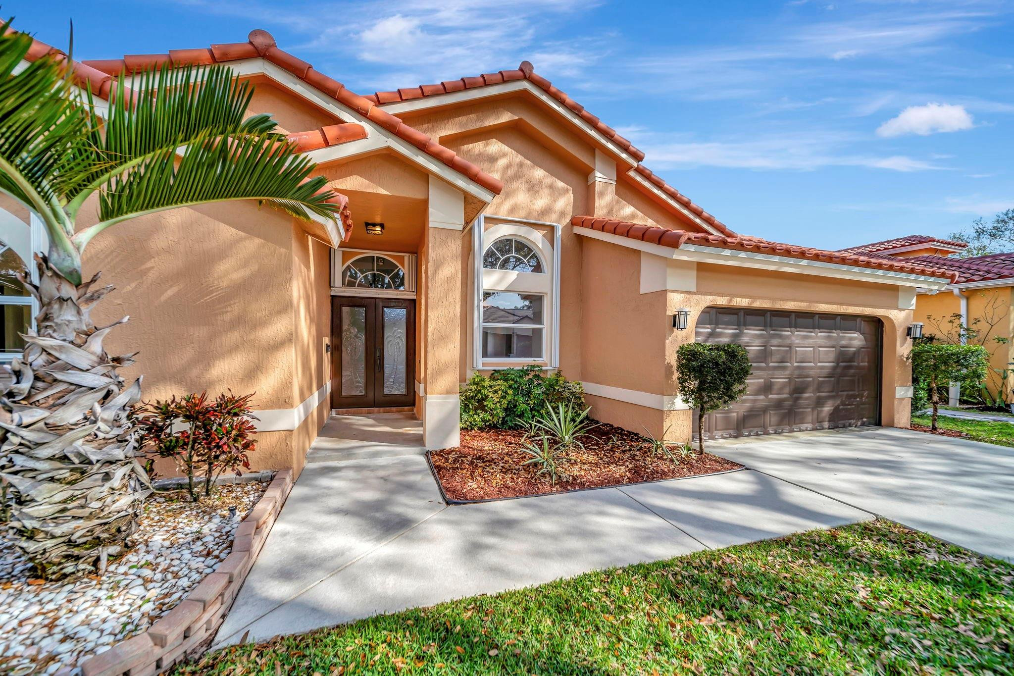 5727 NW 46th Dr