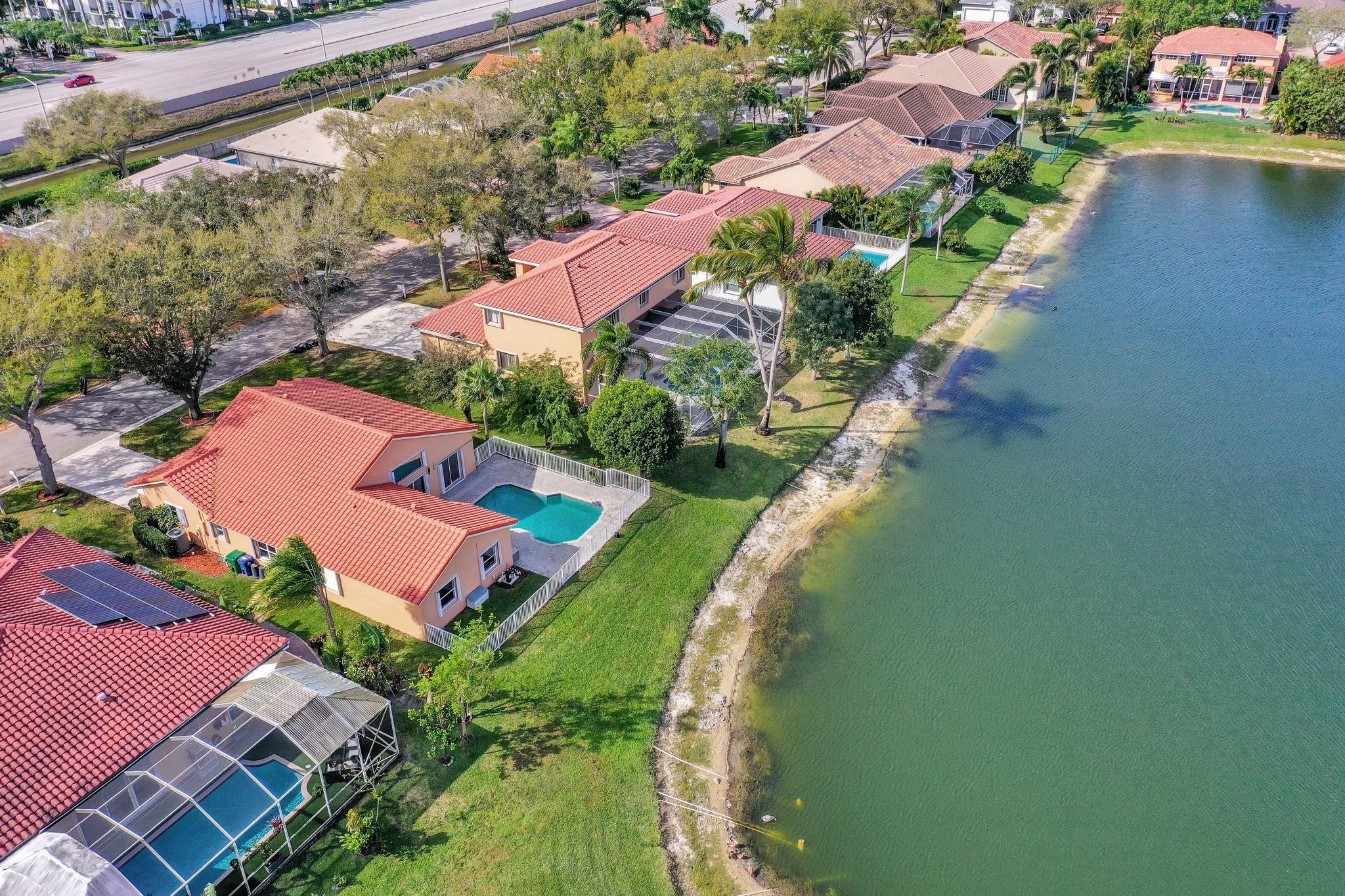 5727 NW 46th Dr