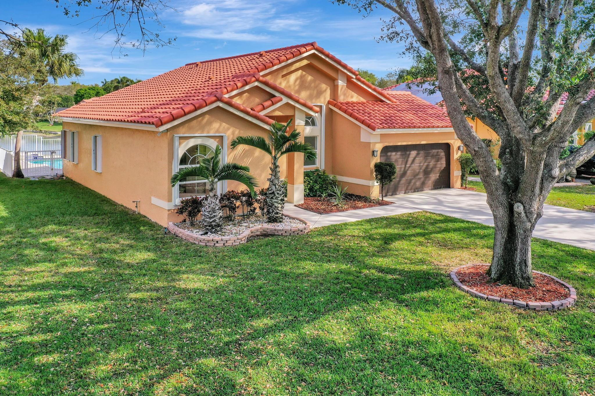 5727 NW 46th Dr