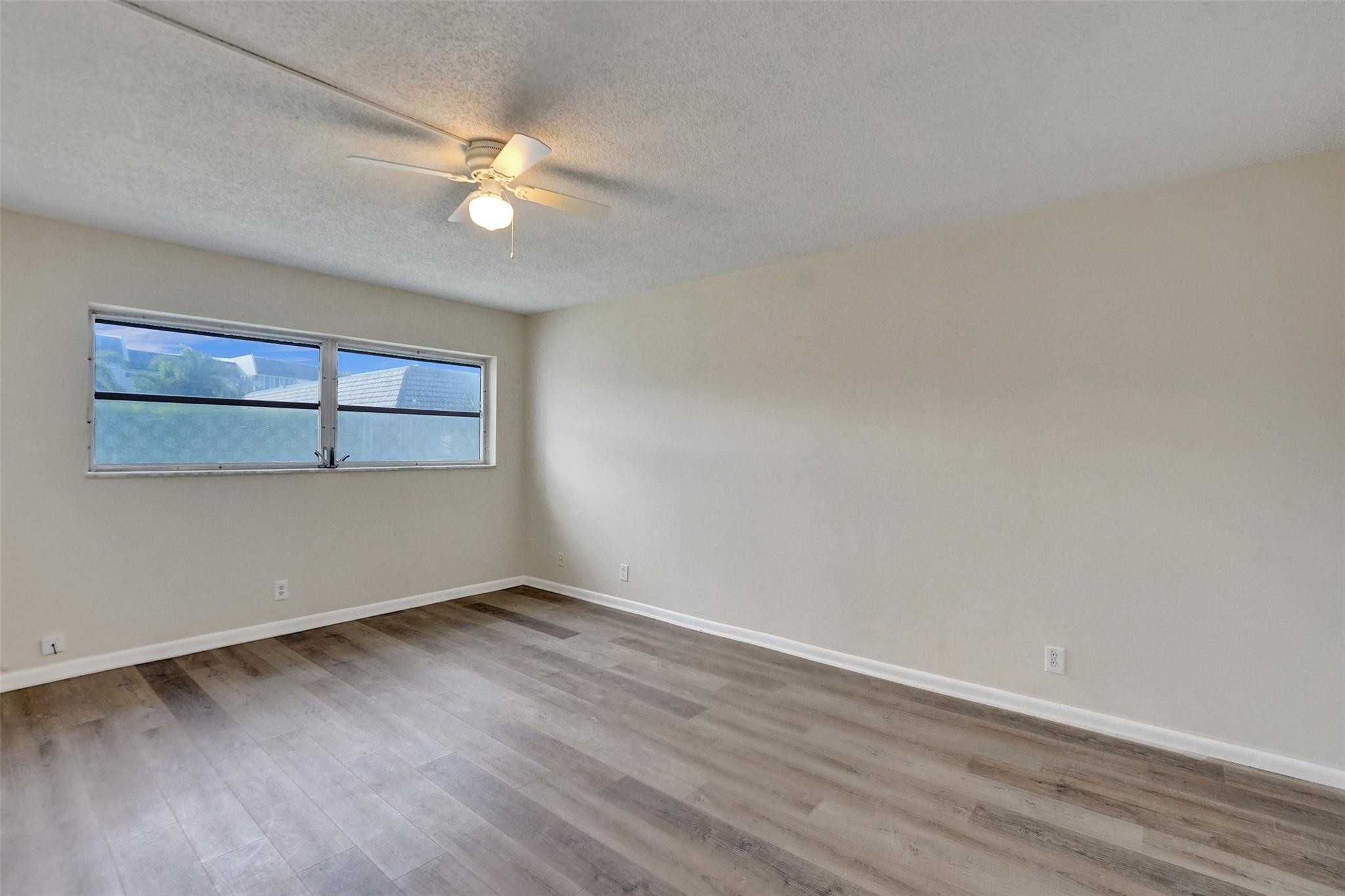 7897 Golf Circle Dr 105