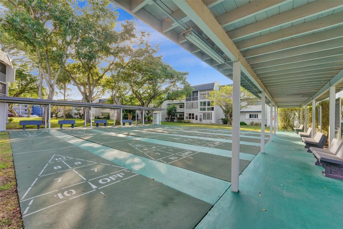 7897 Golf Circle Dr 105