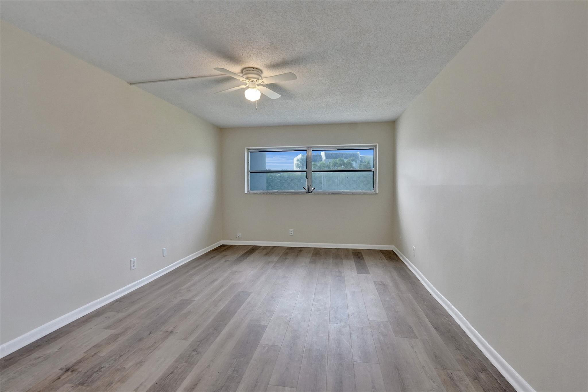 7897 Golf Circle Dr 105