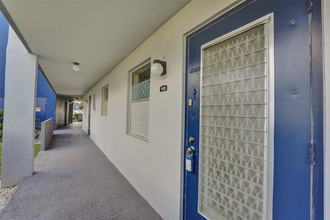 7897 Golf Circle Dr 105