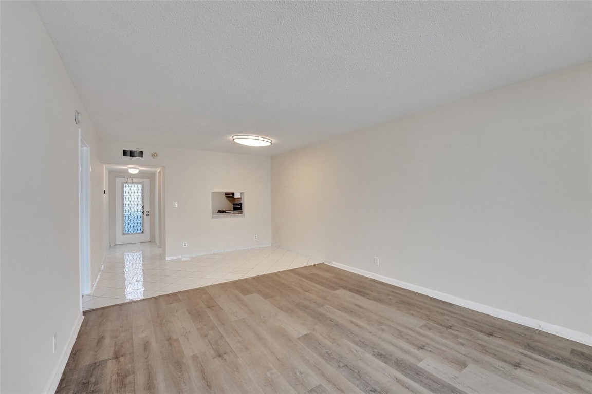 7897 Golf Circle Dr 105