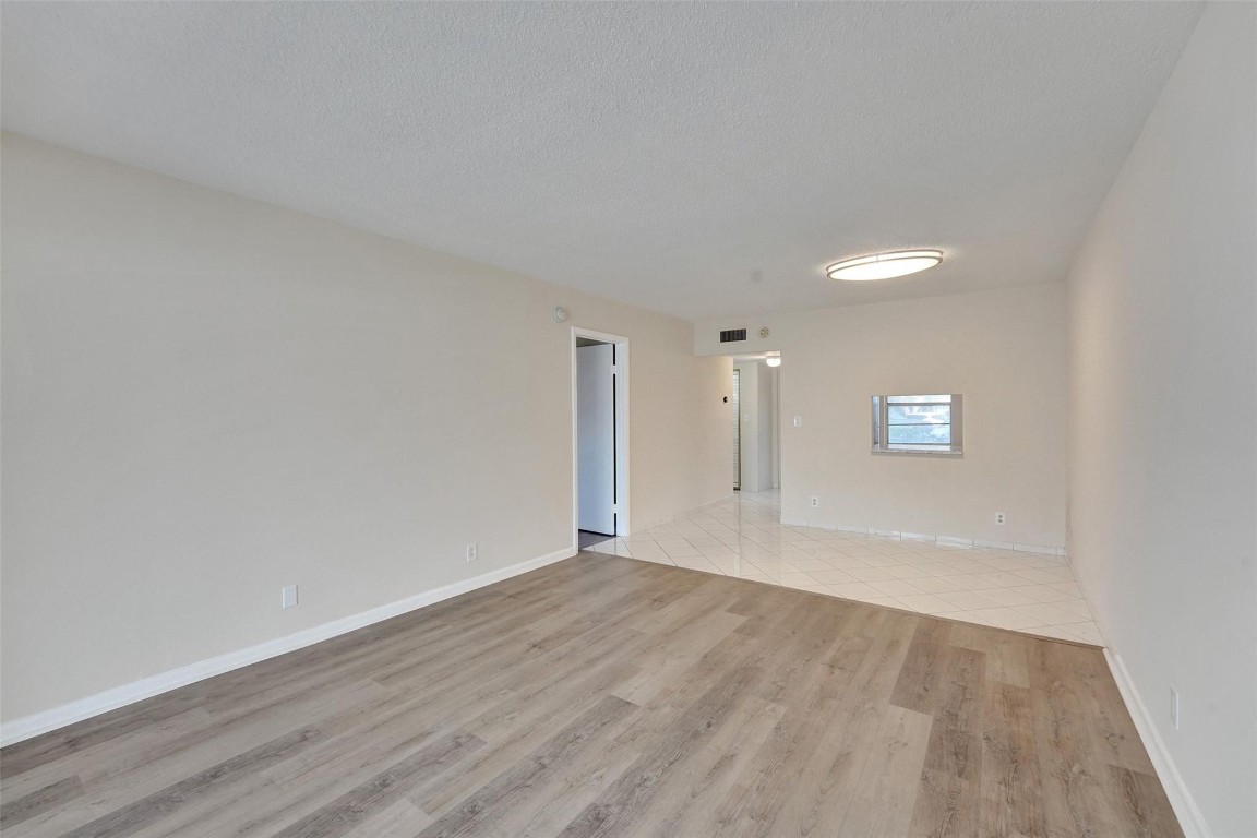 7897 Golf Circle Dr 105