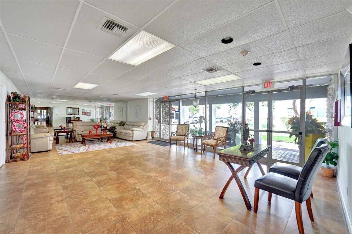 7897 Golf Circle Dr 105