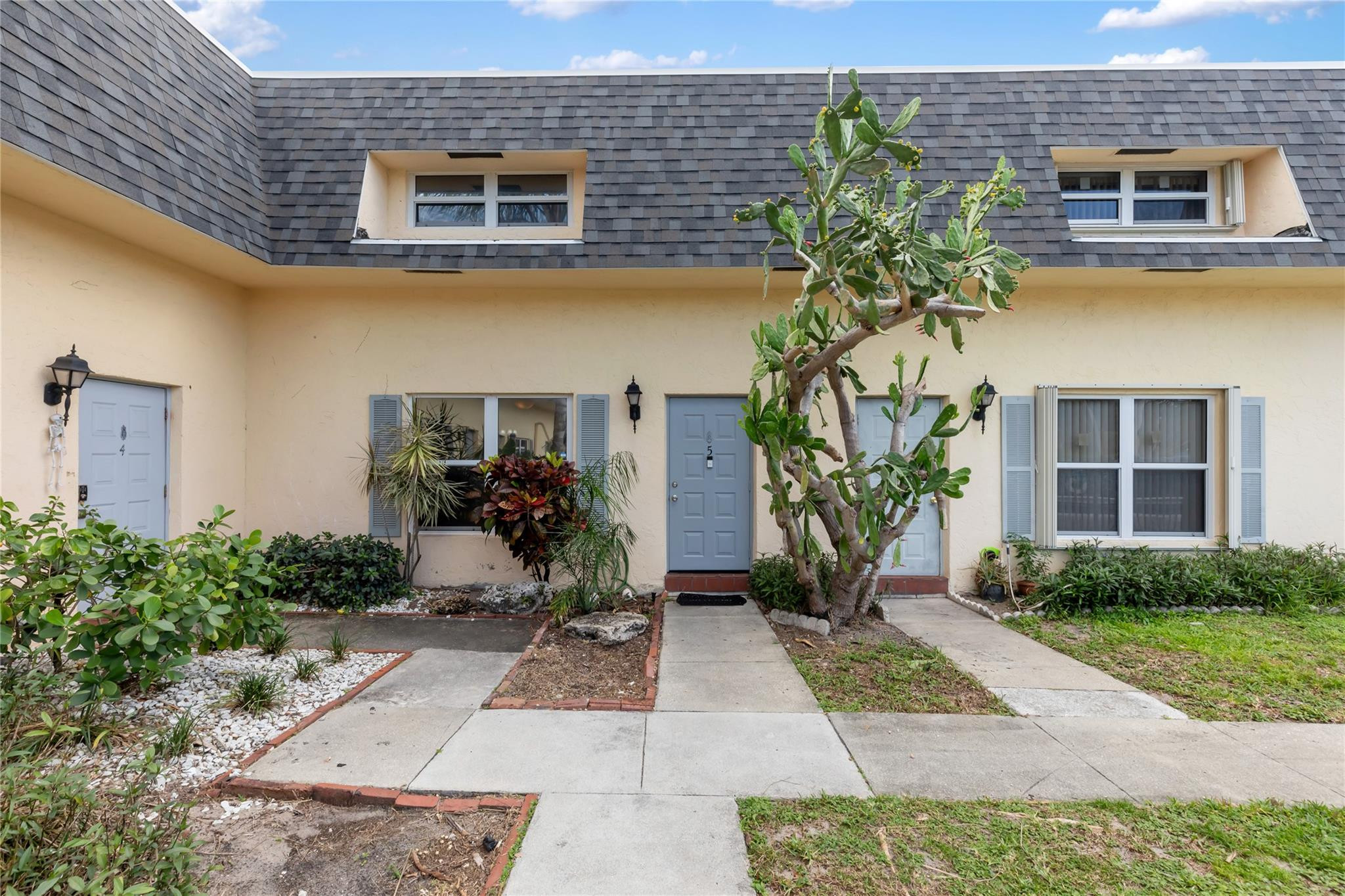 1745 NW 4th Ave 5