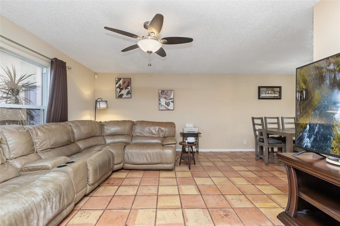 1745 NW 4th Ave 5