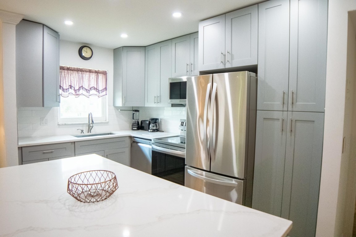 22785 SW 66th Ave 202