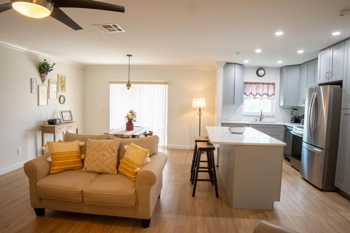 22785 SW 66th Ave 202