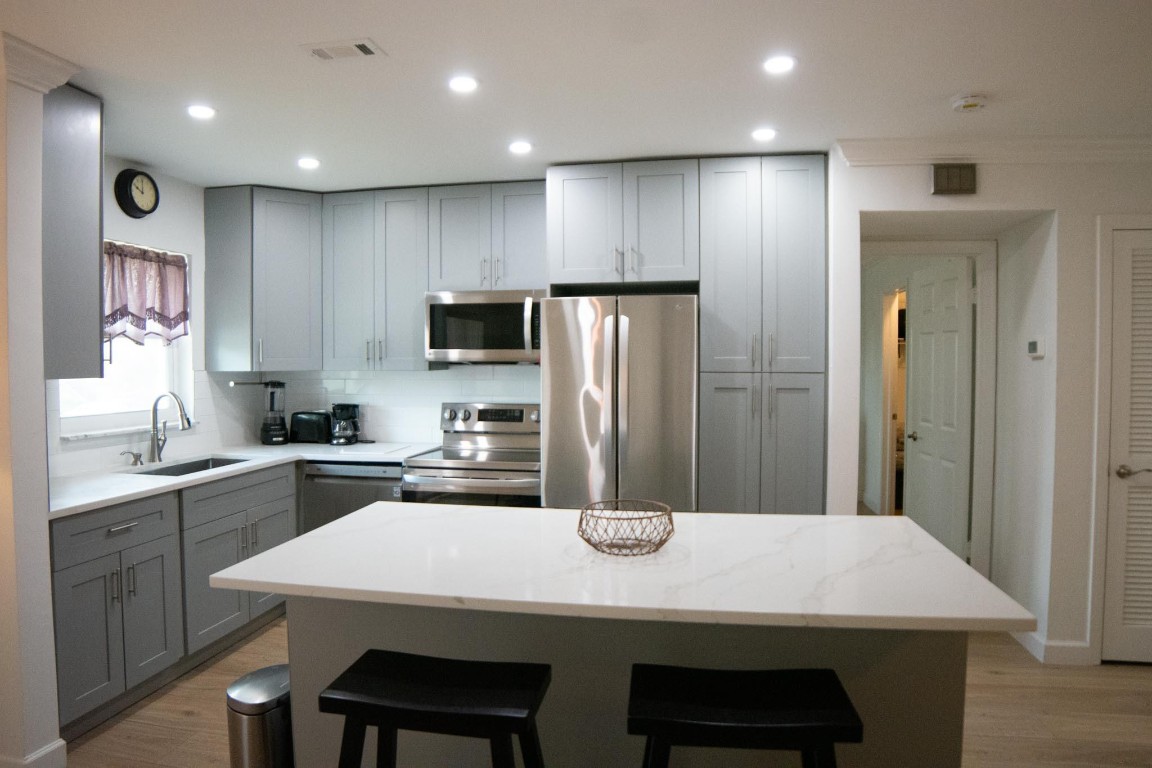 22785 SW 66th Ave 202