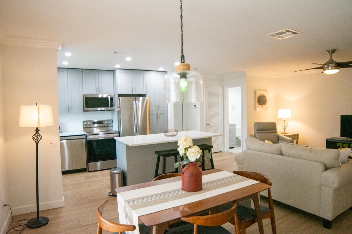 22785 SW 66th Ave 202