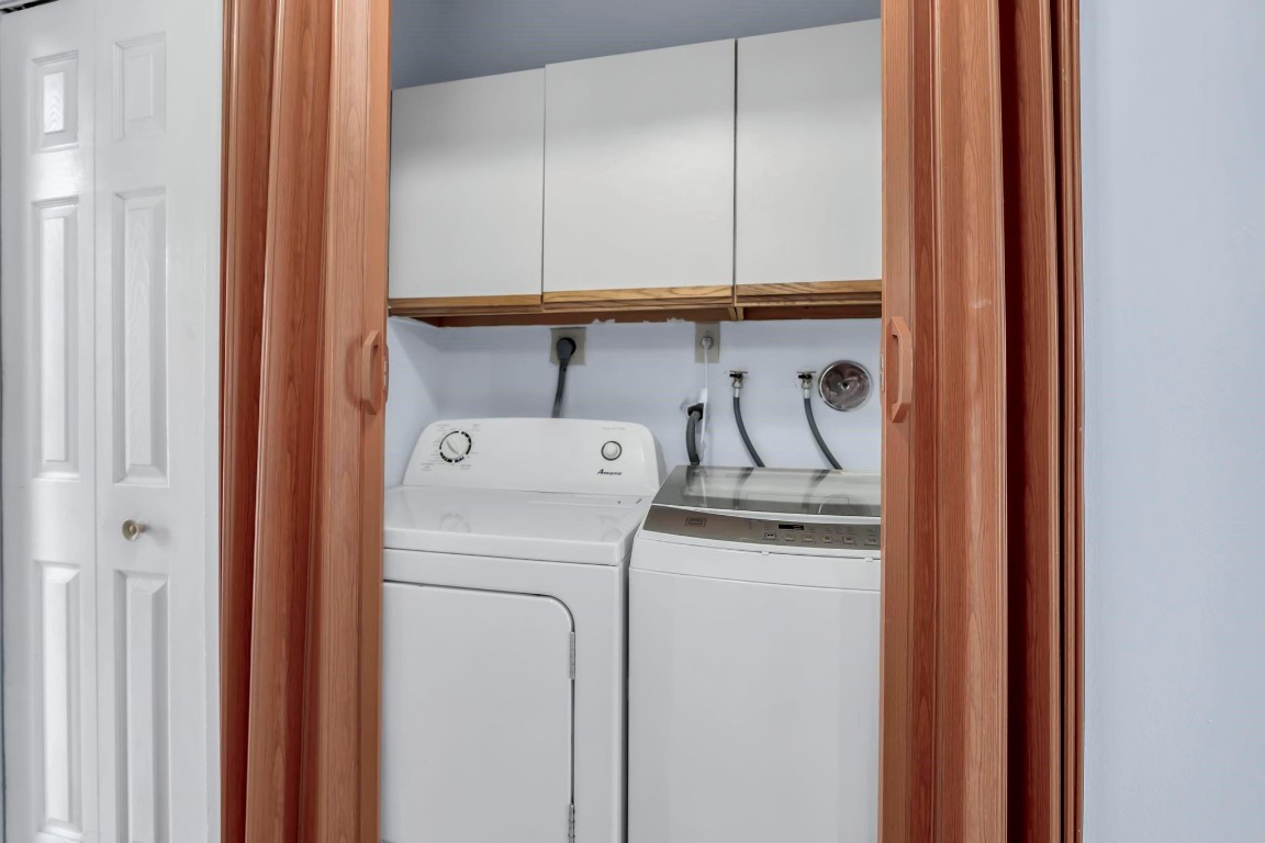 3694 Coral Tree Cir 3694