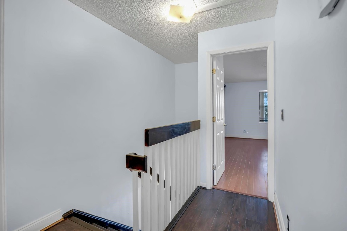 3694 Coral Tree Cir 3694