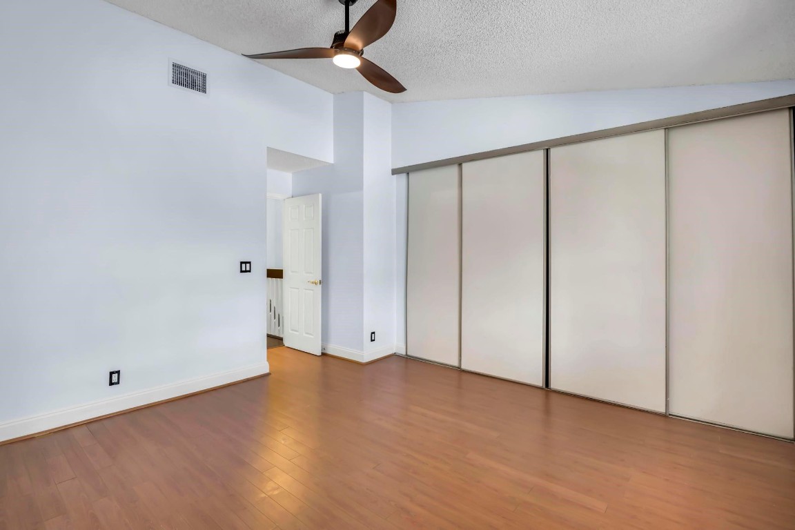 3694 Coral Tree Cir 3694