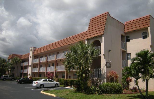 2701 N Pine Island Rd 311
