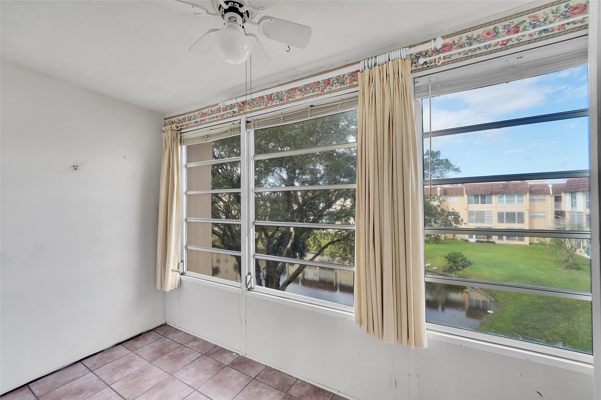 2701 N Pine Island Rd 311