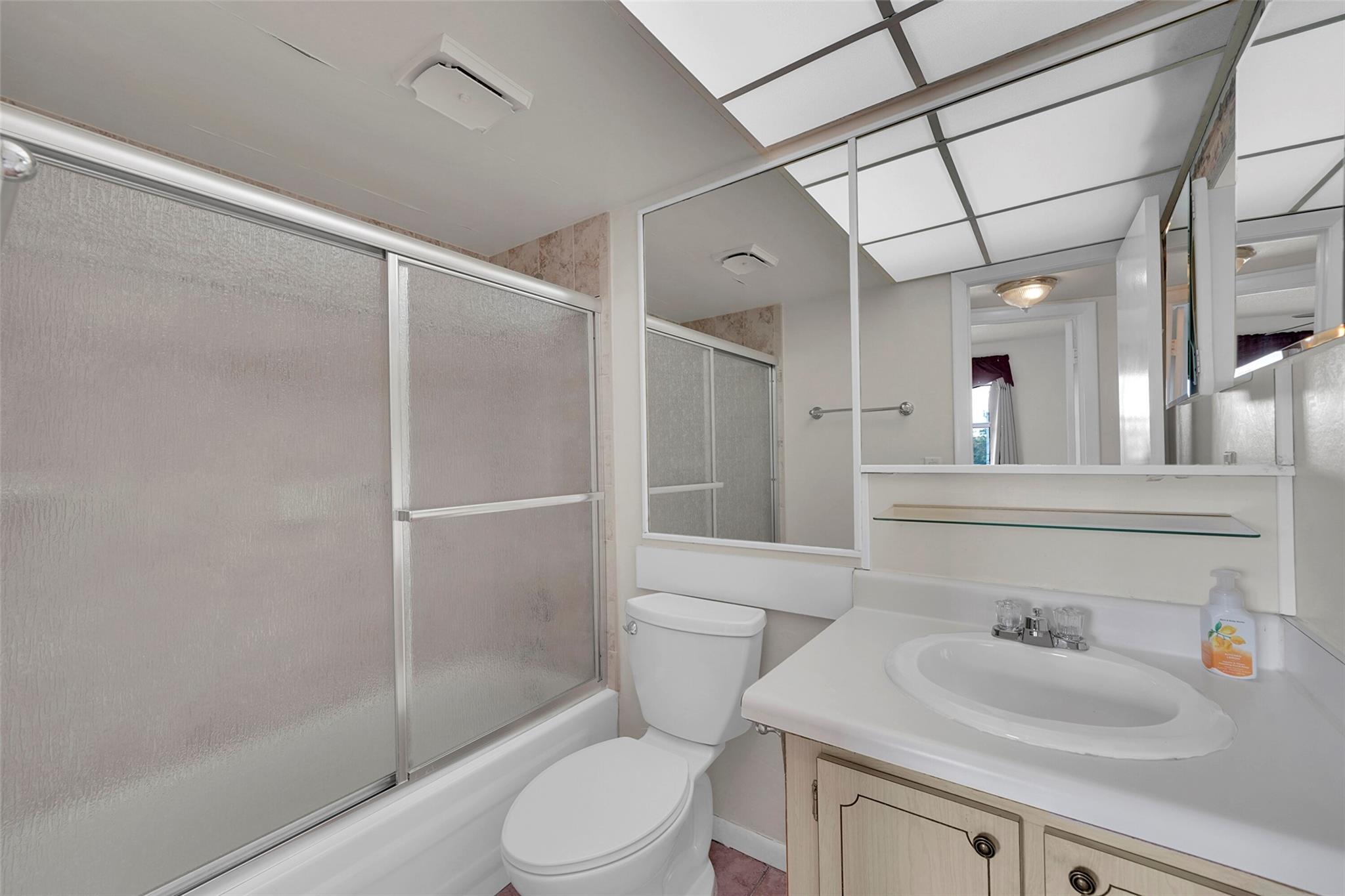 2701 N Pine Island Rd 311