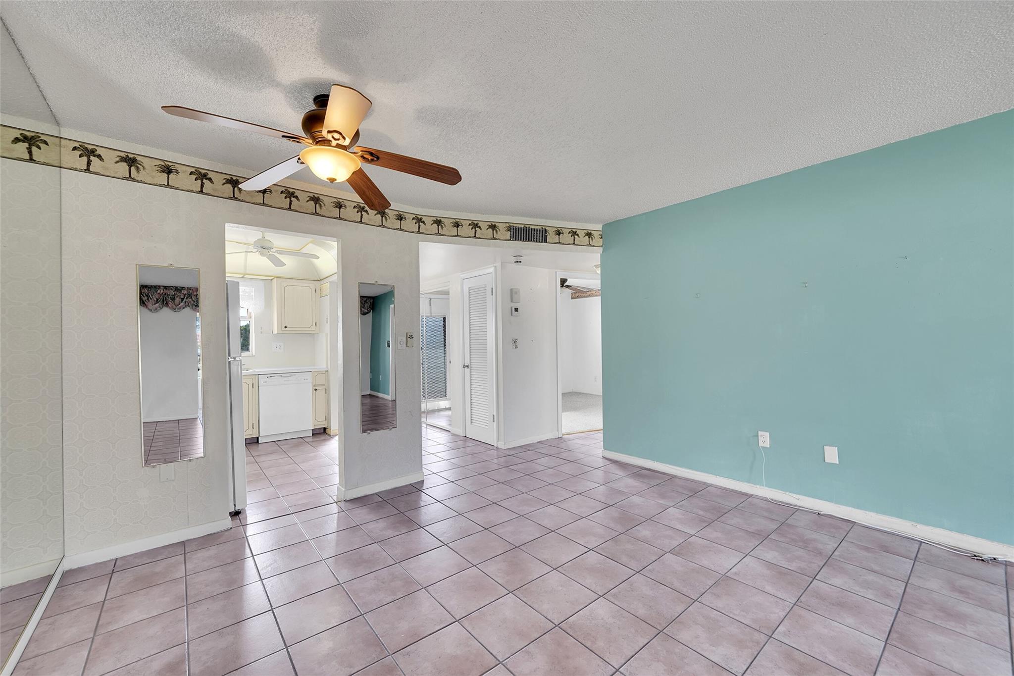 2701 N Pine Island Rd 311