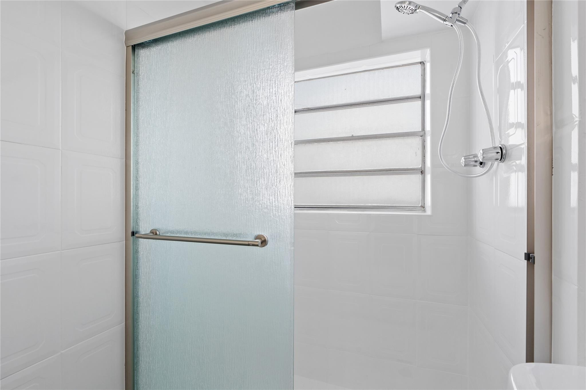 6855 Abbott Ave 5-504