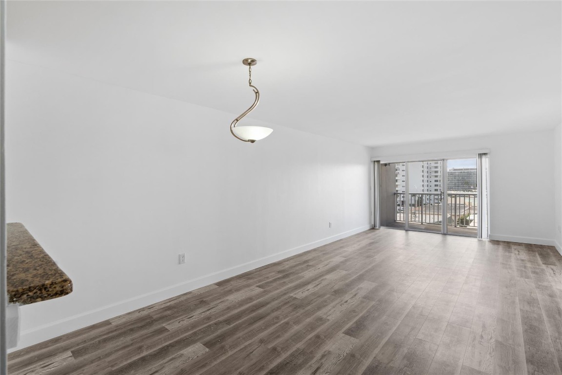 6855 Abbott Ave 5-504