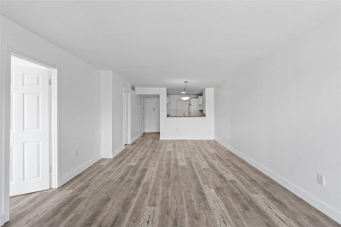 6855 Abbott Ave 5-504