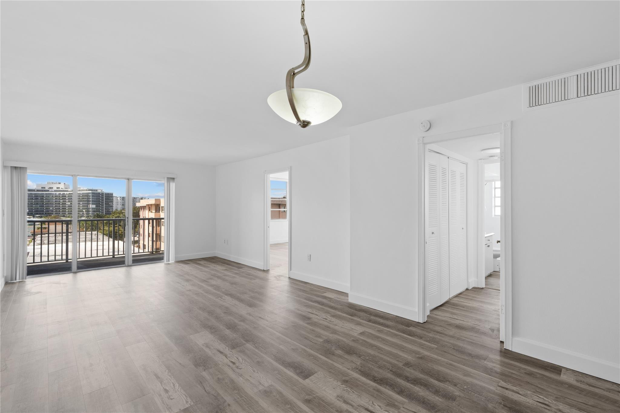 6855 Abbott Ave 5-504