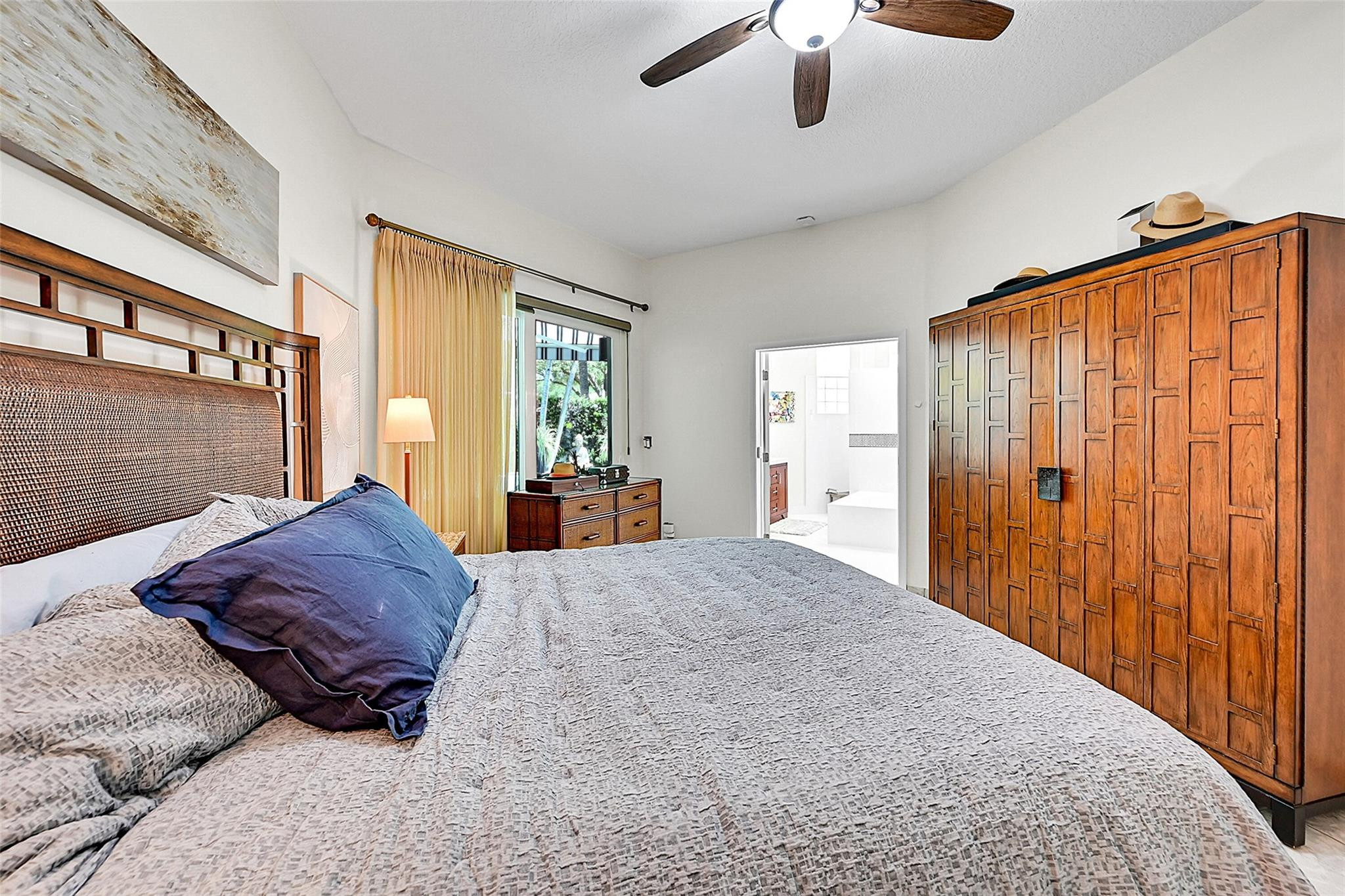 4211 NW 67th Ter