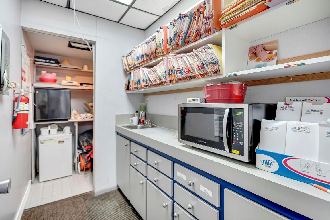 7800 W Oakland Park Blvd 4B13