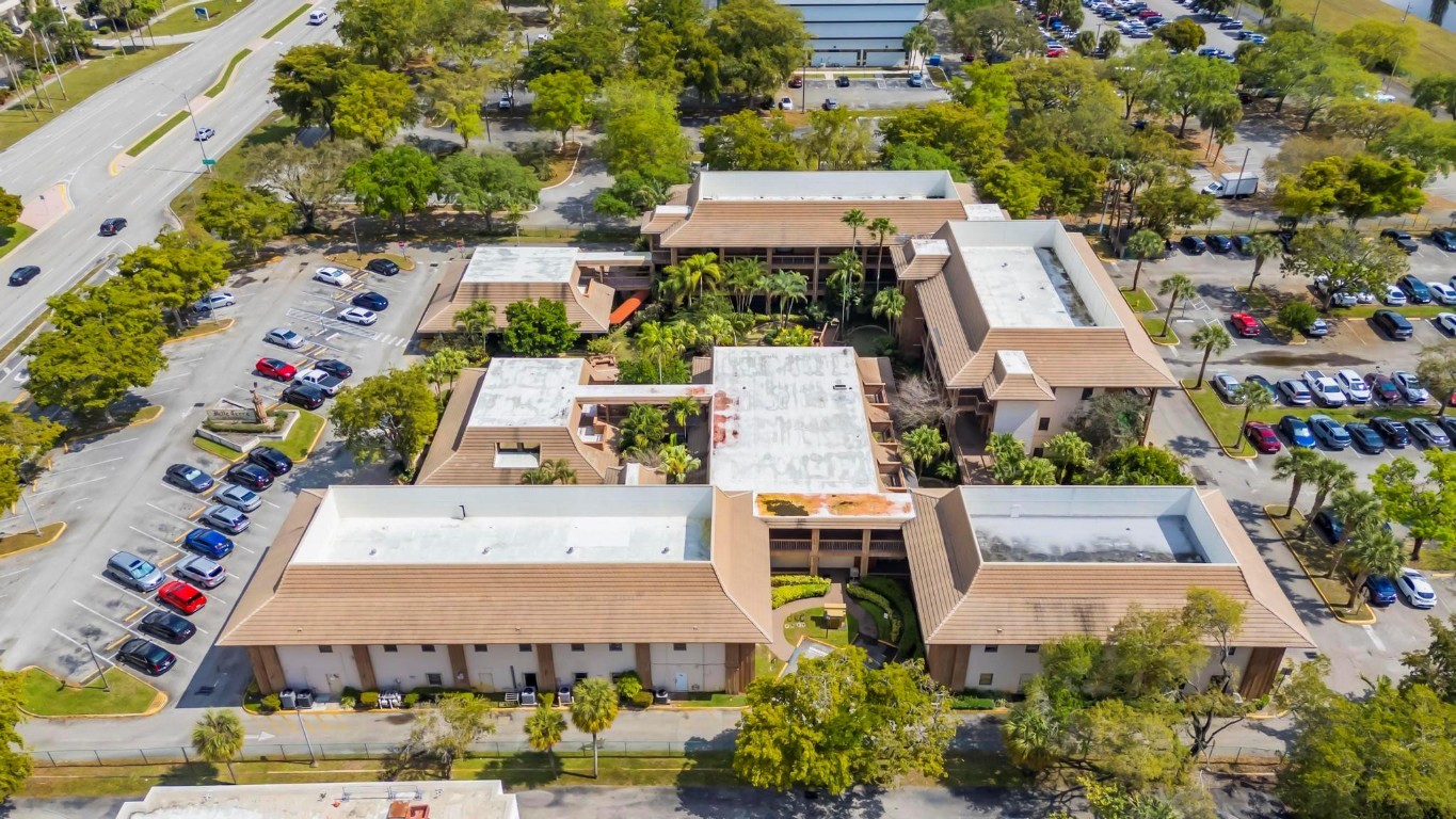 7800 W Oakland Park Blvd 4B13