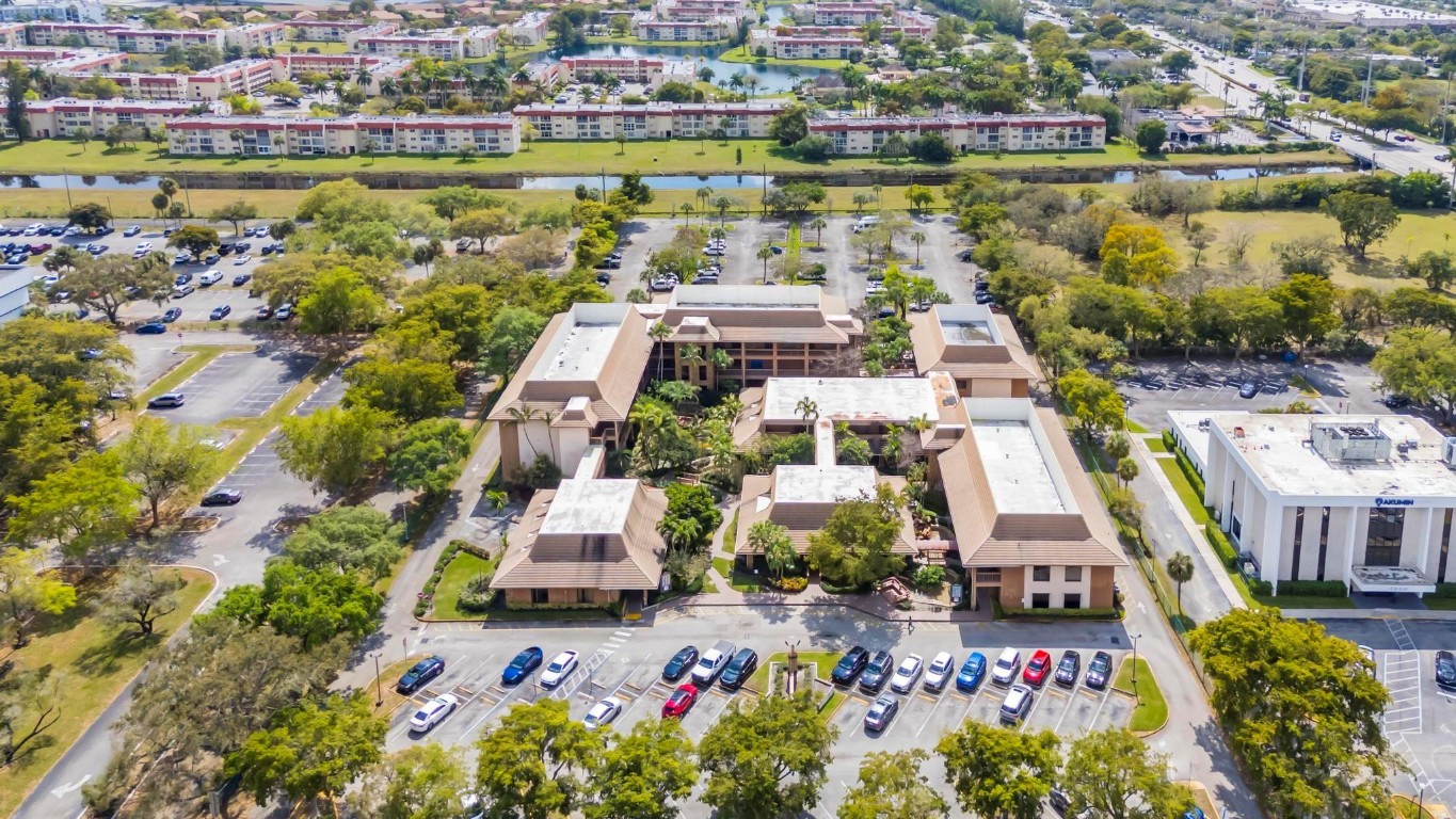 7800 W Oakland Park Blvd 4B13