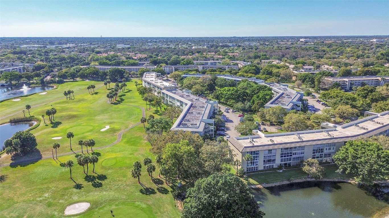 3004 Portofino Isle C2