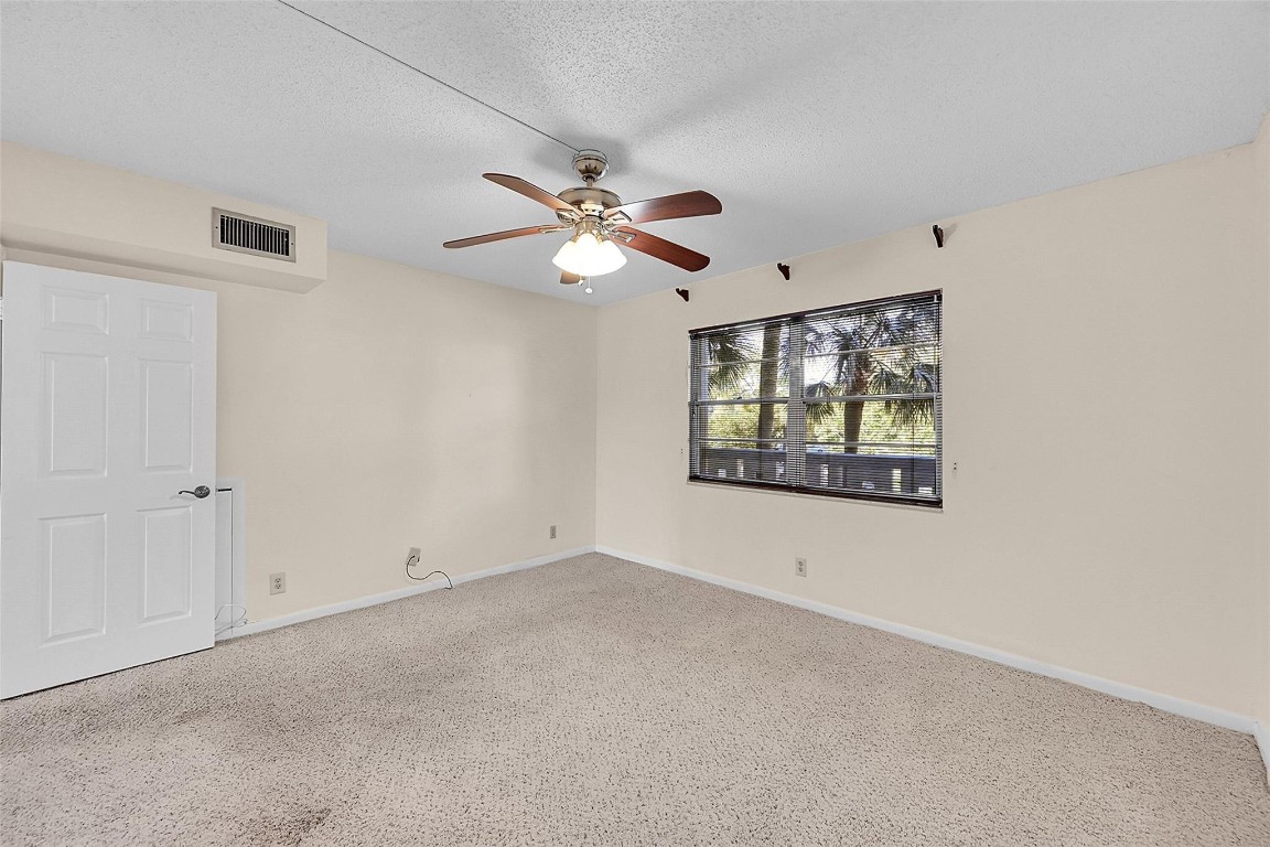 3004 Portofino Isle C2