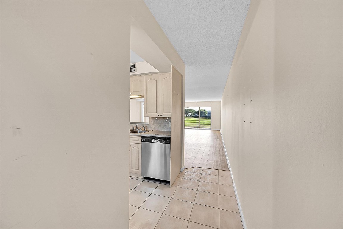 3004 Portofino Isle C2