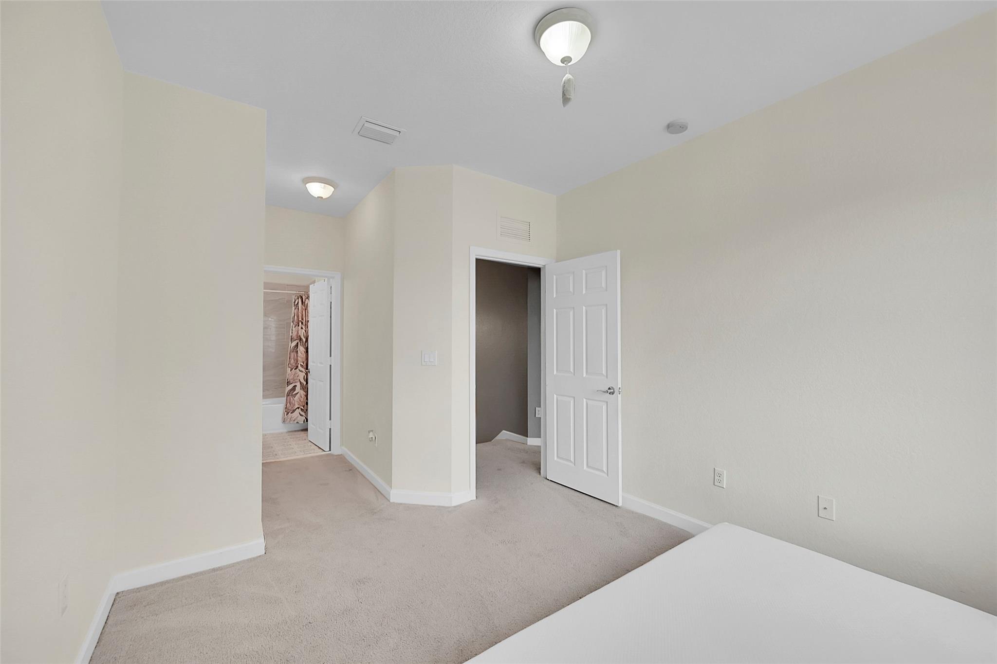 2994 NW 36th Ter