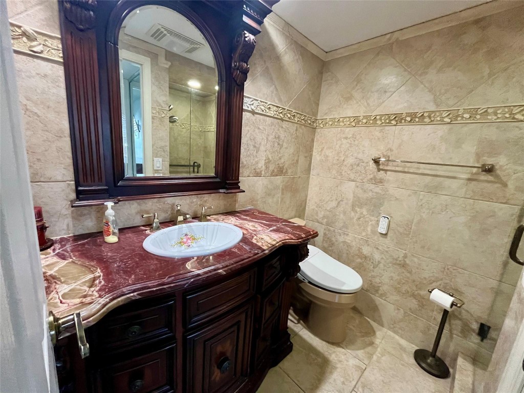 302 Flanders G Drive 302