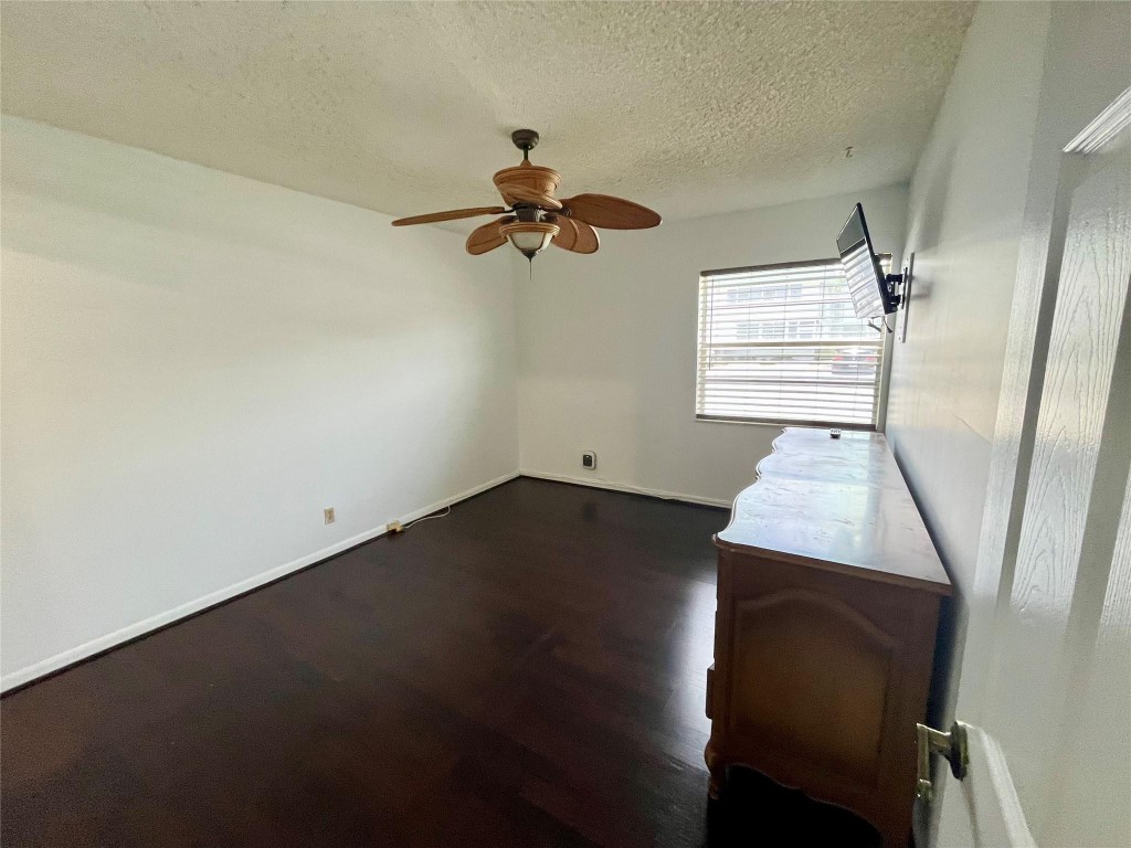 302 Flanders G Drive 302