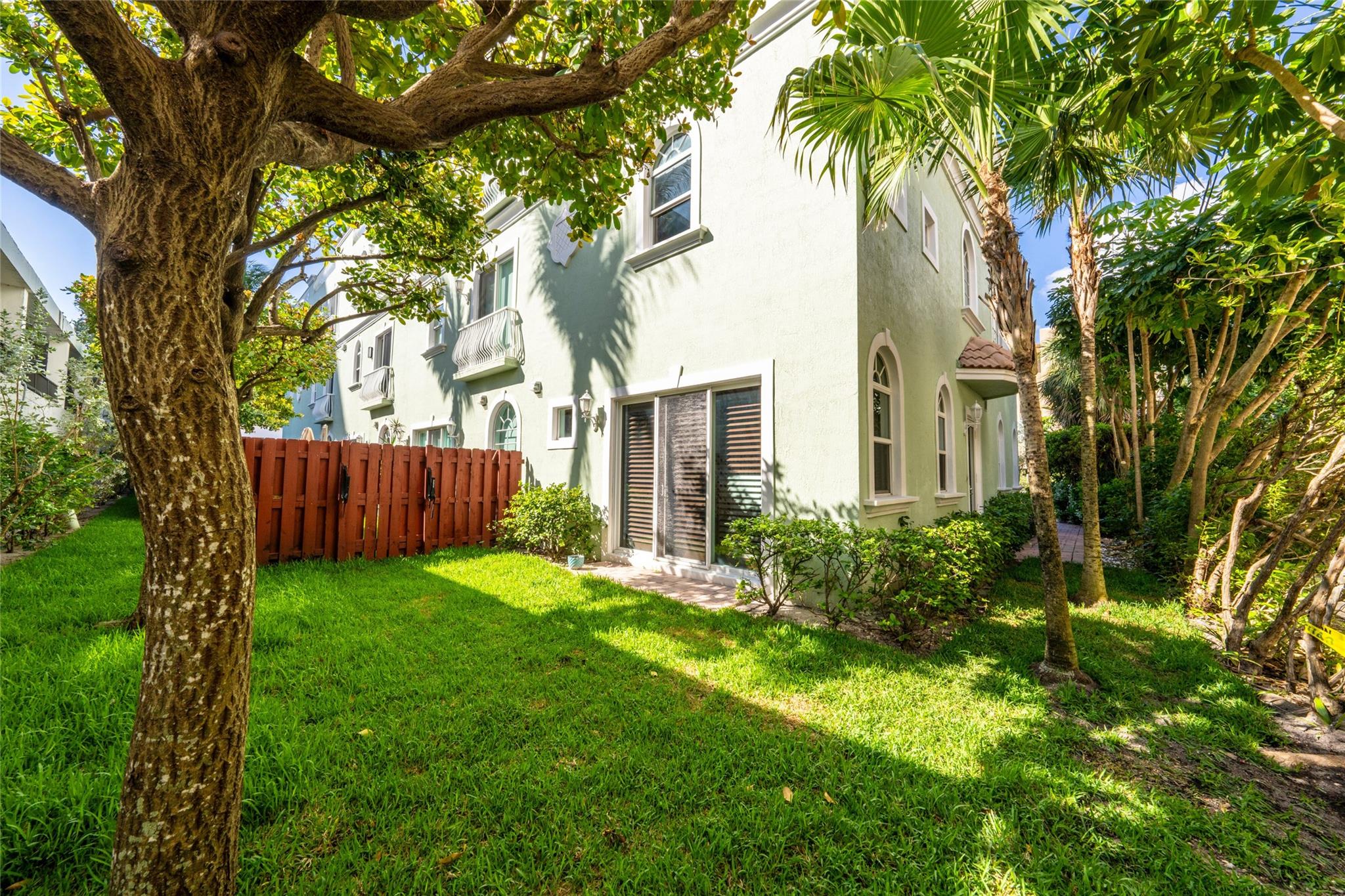 430 Sunset Dr