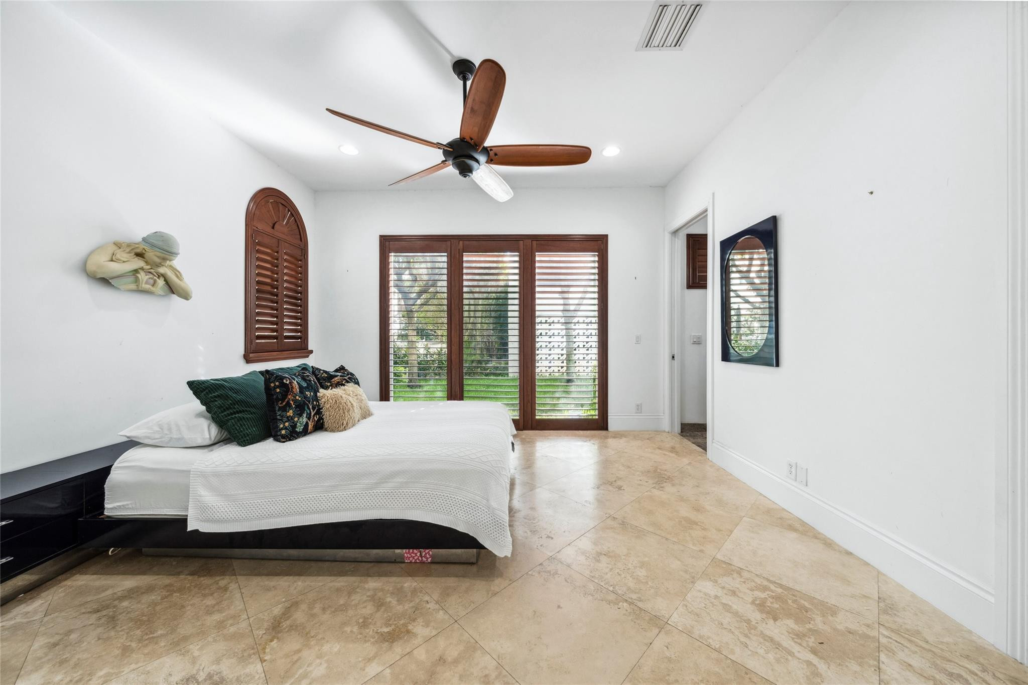 430 Sunset Dr