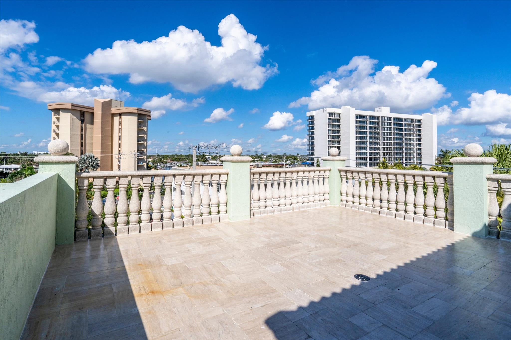 430 Sunset Dr