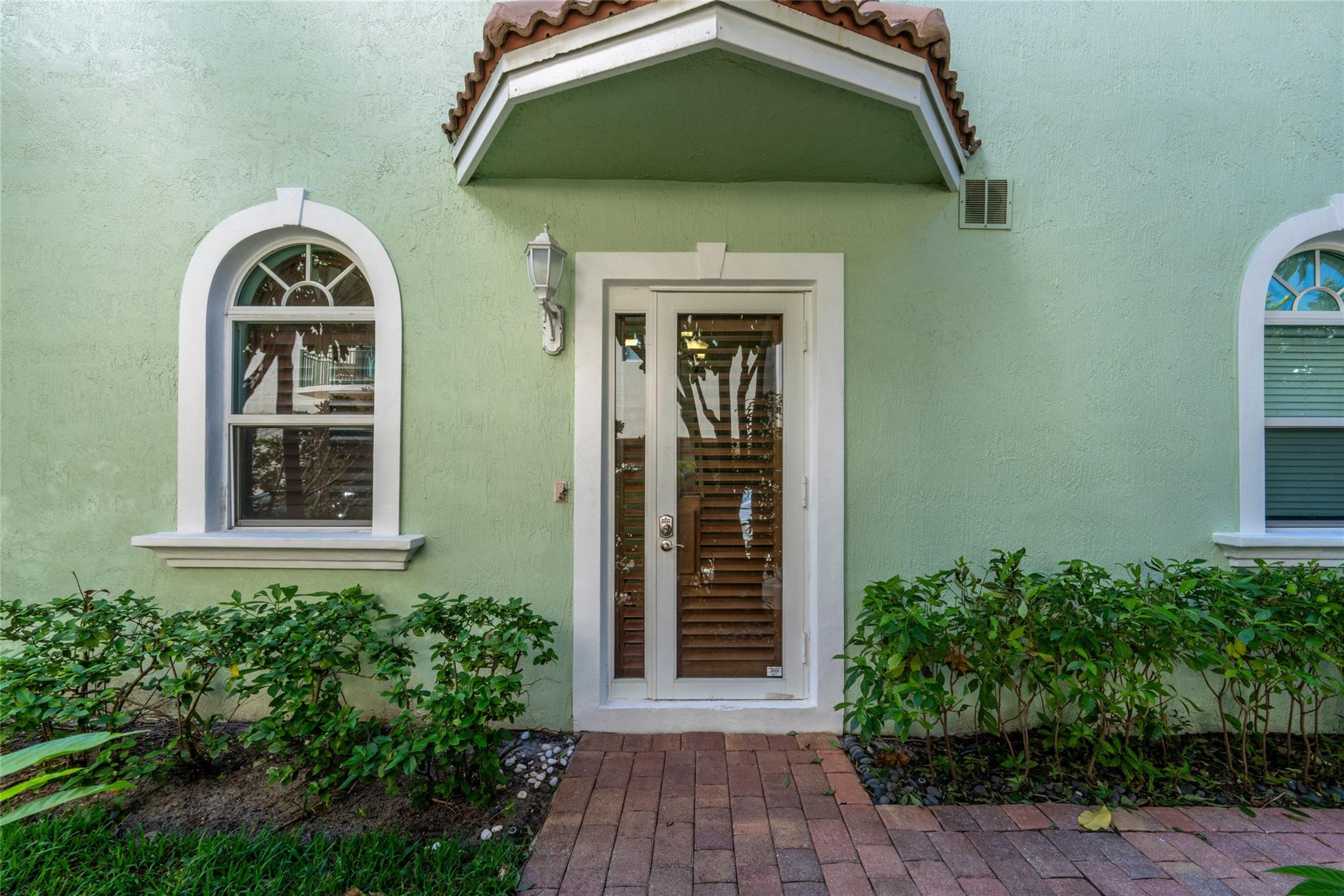 430 Sunset Dr